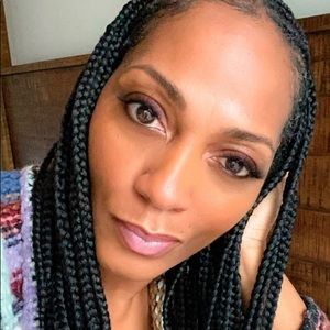 Meet your Posher, Toni